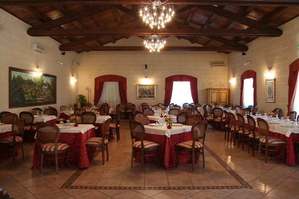 Agriturismo Antico Leccio Gioia Del Colle Exterior photo